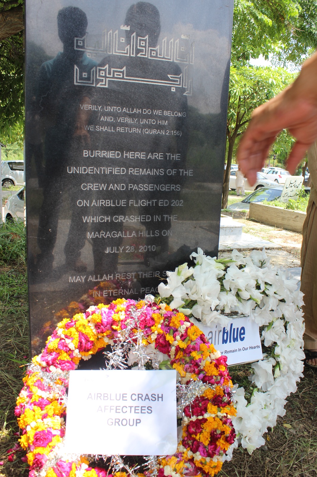 wreath laying